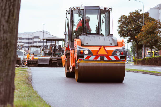 Best Asphalt Driveway Paving in Yelm, WA